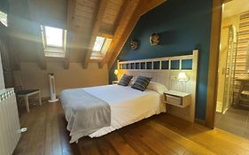 Hostal Otsoa
