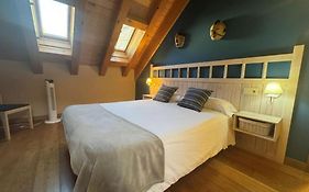 Hostal Casa Otsoa